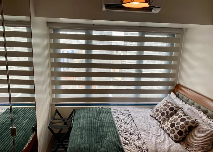 Twin Luxury Makati Marvel 300 Mbps Internet