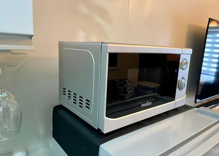 Twin Luxury Makati Marvel 300 Mbps Internet Apartment