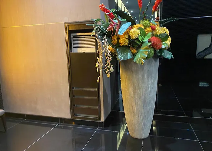 Twin Luxury Makati Marvel 300 Mbps Internet Manila