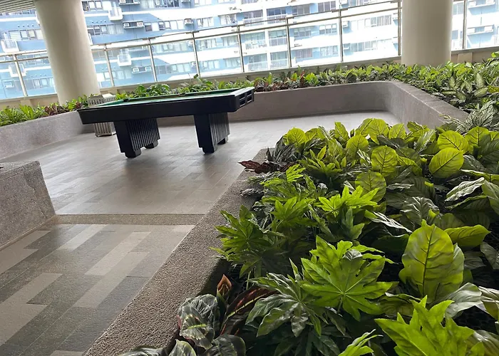Twin Luxury Makati Marvel 300 Mbps Internet * Manila