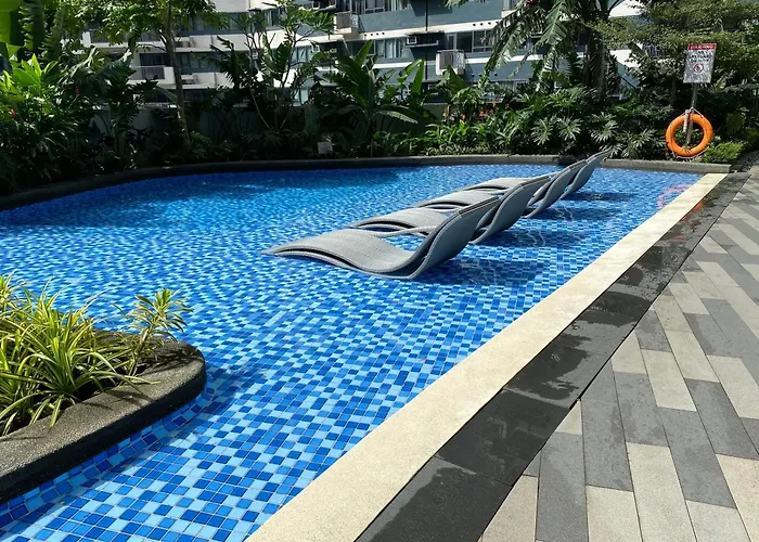 Twin Luxury Makati Marvel 300 Mbps Internet Apartment