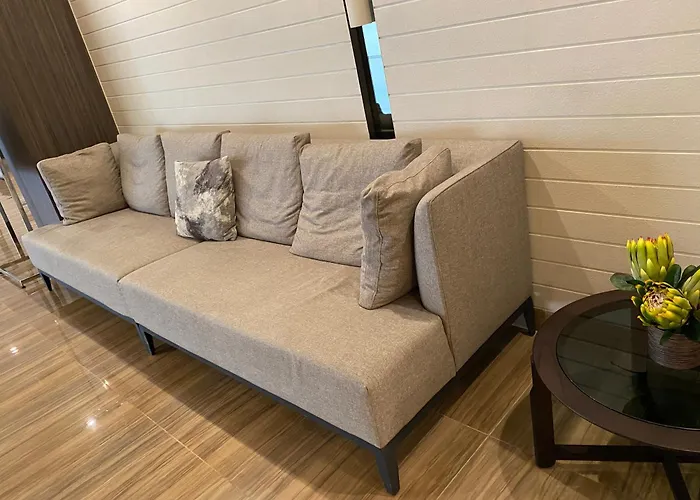 Apartment Twin Luxury Makati Marvel 300 Mbps Internet Manila
